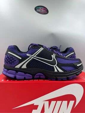 Nike Air Zoom Vomero 5 Black Court Purple BRAND NEW Size 8 Women